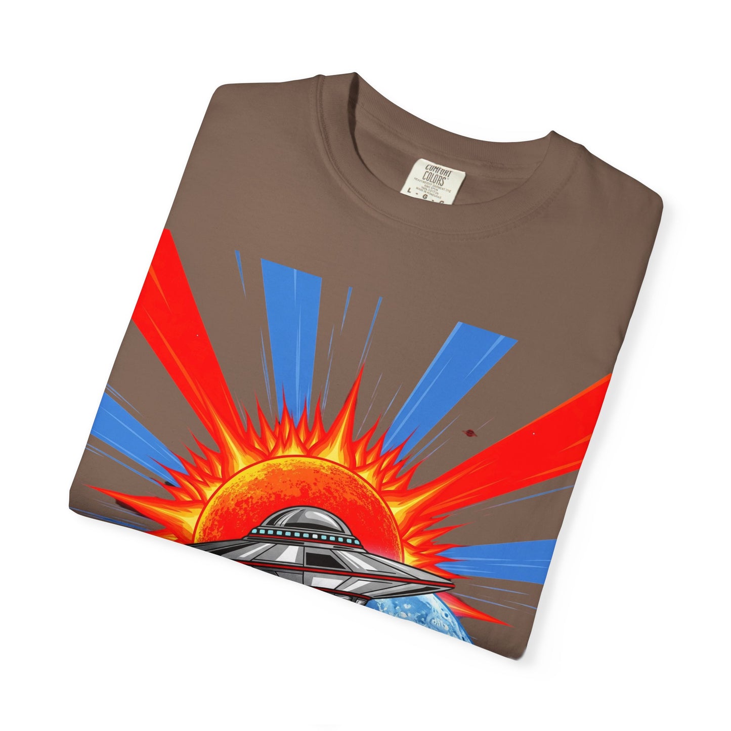 Retro Space Graphic T-shirt - Unisex Cartoon UFO Tee, Gift for Sci-fi Lovers, Casual Wear, Vintage Style, Summer Outfit