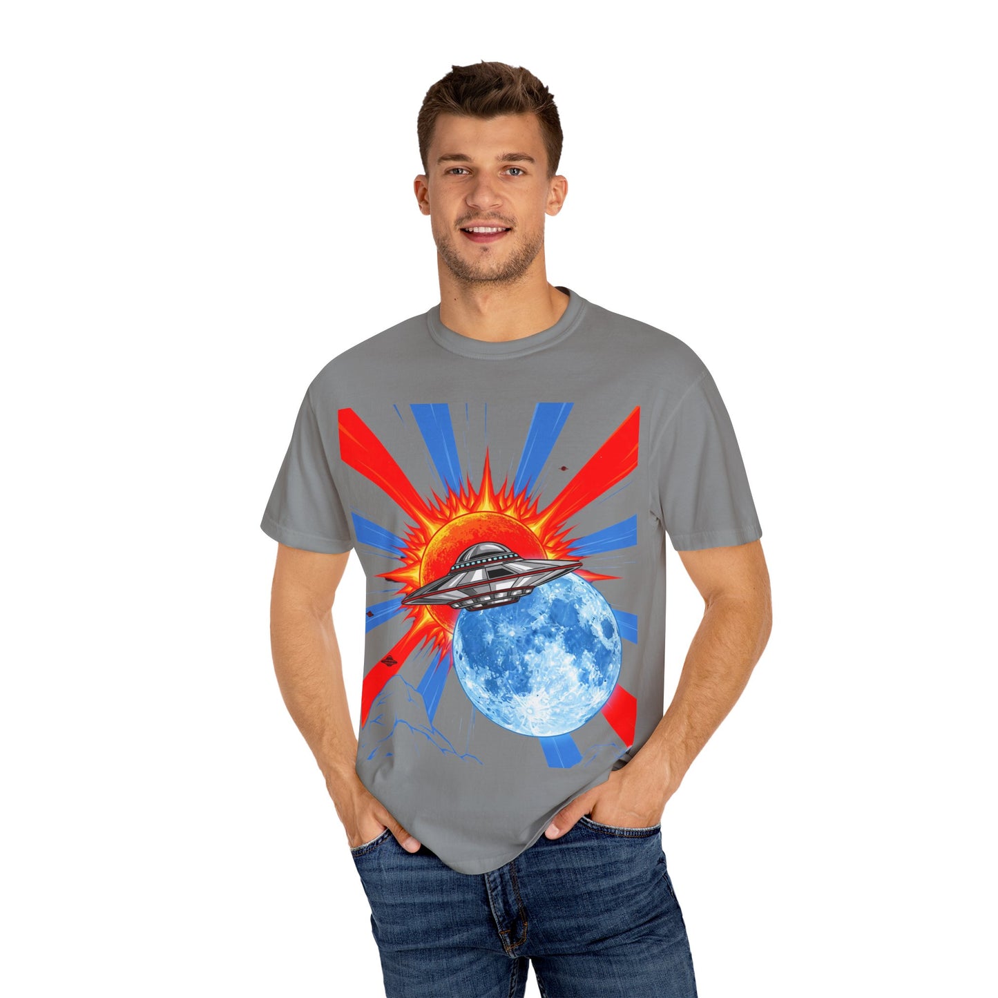 Retro Space Graphic T-shirt - Unisex Cartoon UFO Tee, Gift for Sci-fi Lovers, Casual Wear, Vintage Style, Summer Outfit