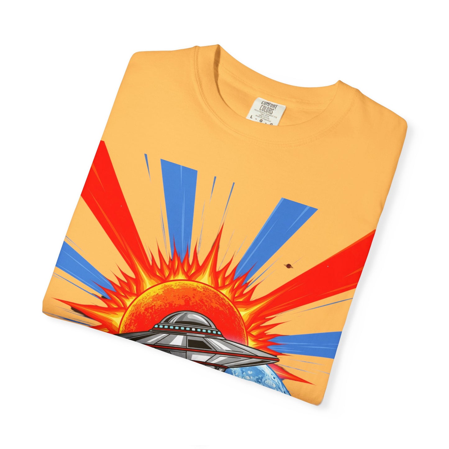 Retro Space Graphic T-shirt - Unisex Cartoon UFO Tee, Gift for Sci-fi Lovers, Casual Wear, Vintage Style, Summer Outfit
