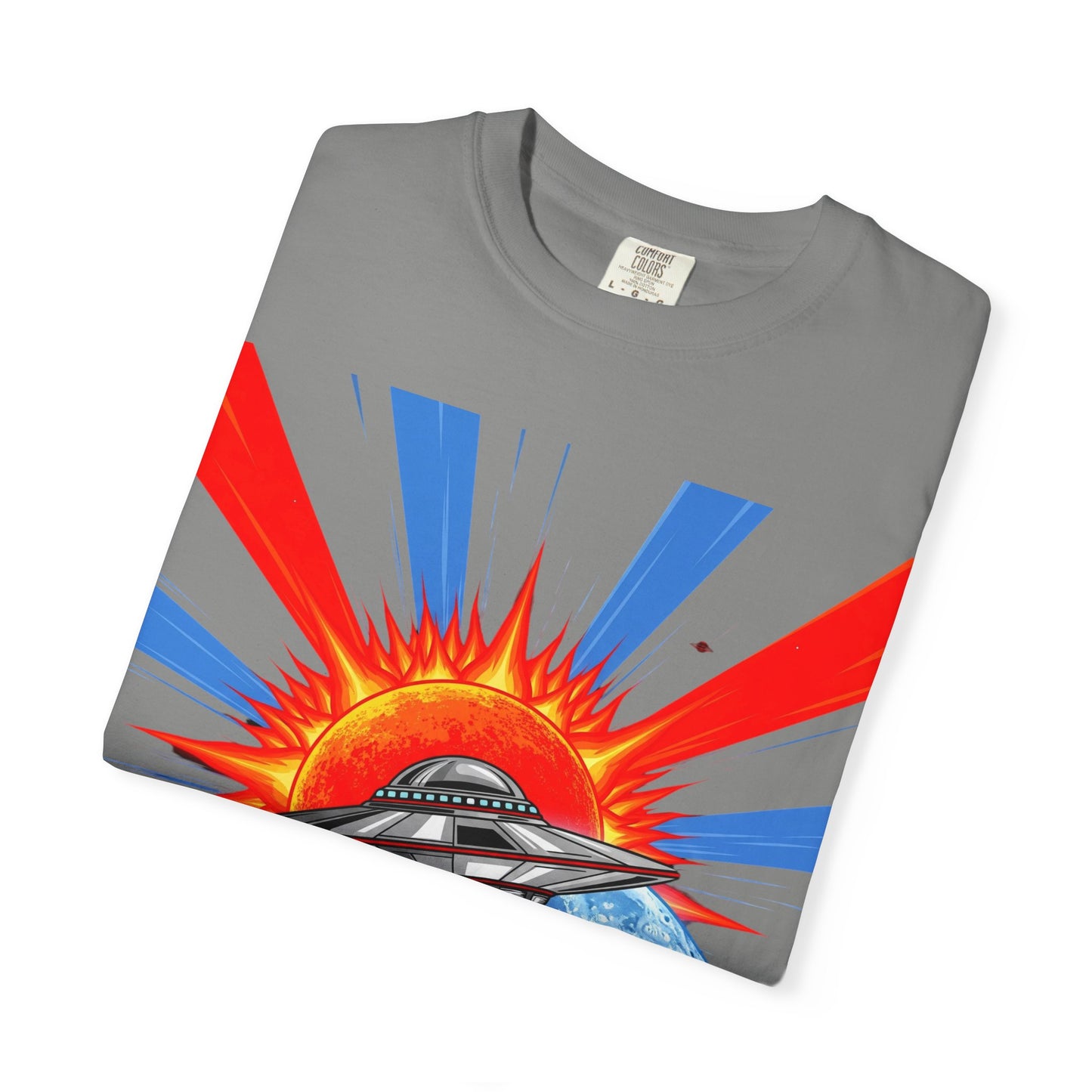 Retro Space Graphic T-shirt - Unisex Cartoon UFO Tee, Gift for Sci-fi Lovers, Casual Wear, Vintage Style, Summer Outfit
