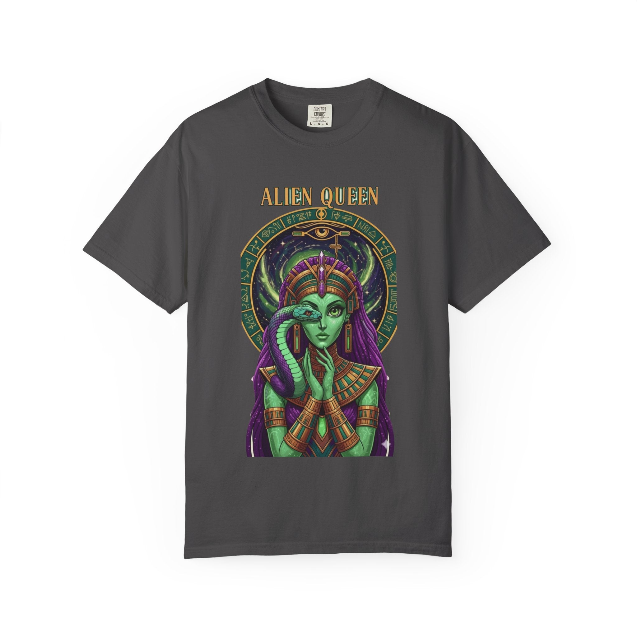 Alien Queen T-Shirt, Unisex Graphic Tee, Vintage-Style Apparel, Space-Themed Gift, Cool Casual Wear, Festival Fashion, Unique Gift Idea