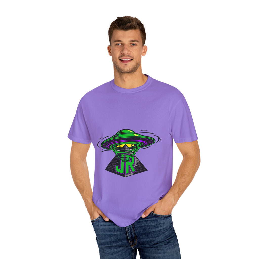 Alien Graphic T-Shirt, Cosmic Tee, Unisex Casual Wear, Perfect for Festivals, Gifts for Sci-Fi Fans, Unique Art Tee