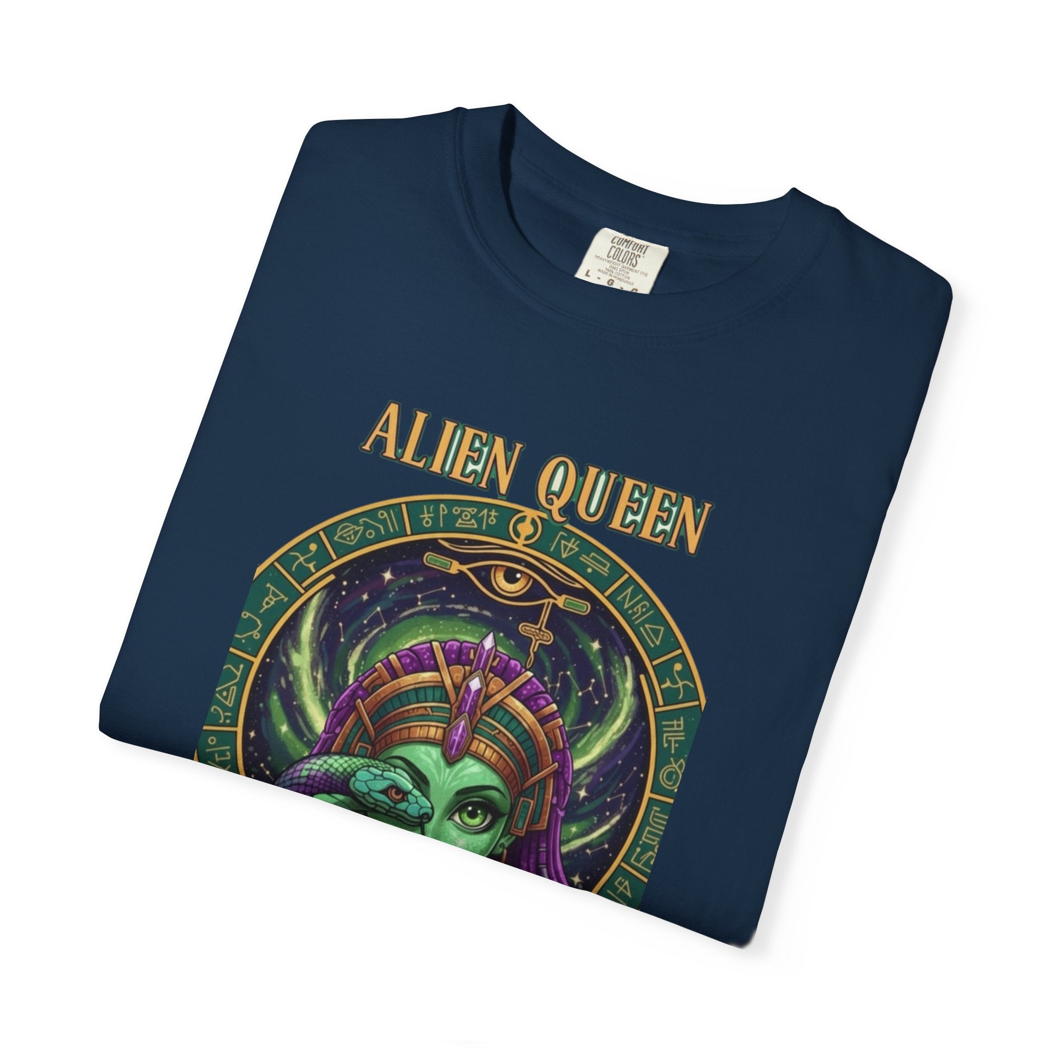 Alien Queen T-Shirt, Unisex Graphic Tee, Vintage-Style Apparel, Space-Themed Gift, Cool Casual Wear, Festival Fashion, Unique Gift Idea