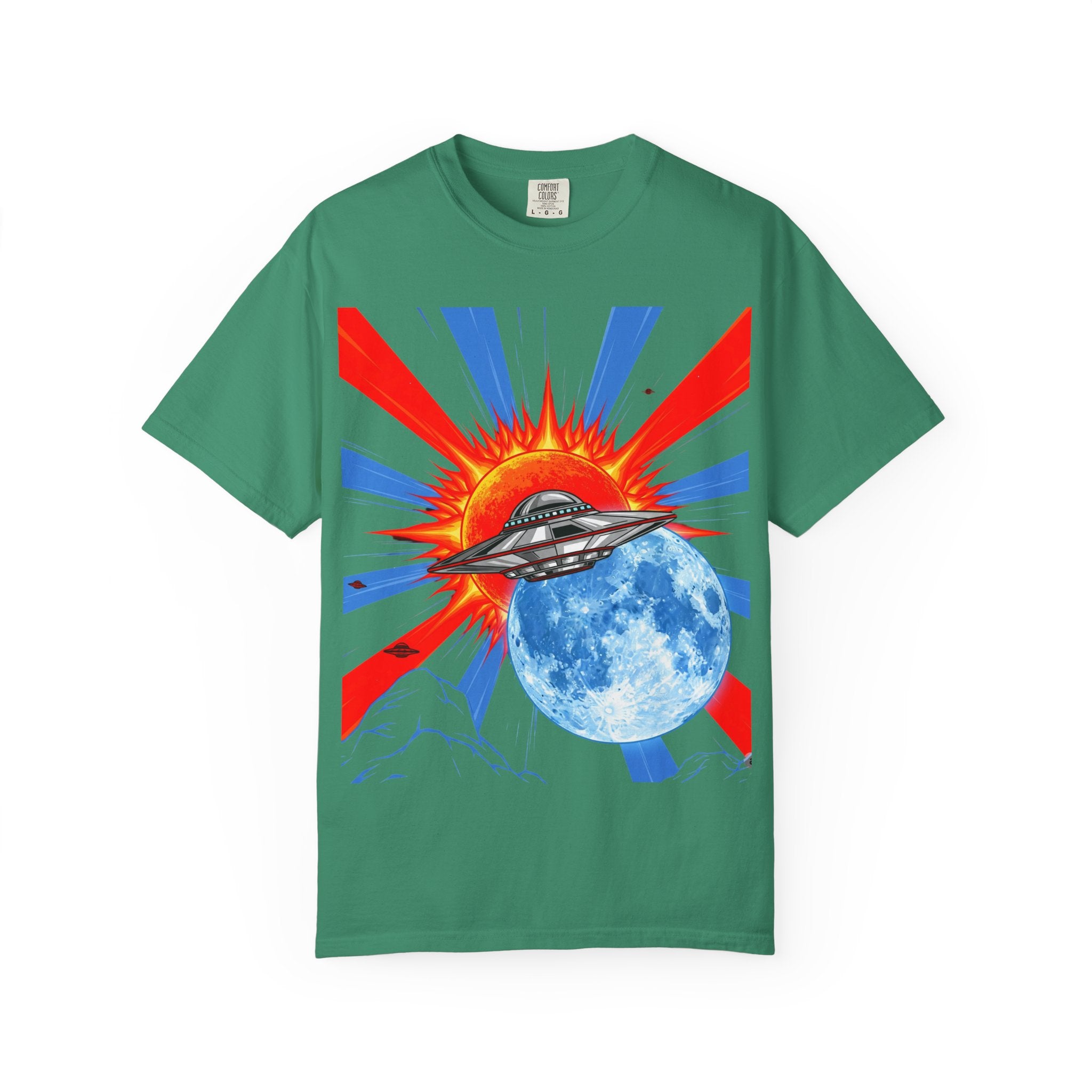 Retro Space Graphic T-shirt - Unisex Cartoon UFO Tee, Gift for Sci-fi Lovers, Casual Wear, Vintage Style, Summer Outfit