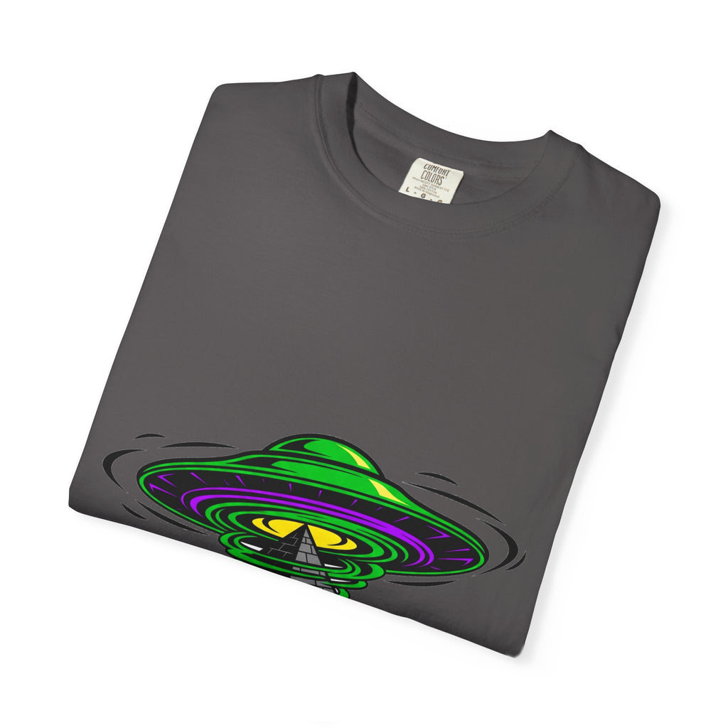 Alien Graphic T-Shirt, Cosmic Tee, Unisex Casual Wear, Perfect for Festivals, Gifts for Sci-Fi Fans, Unique Art Tee