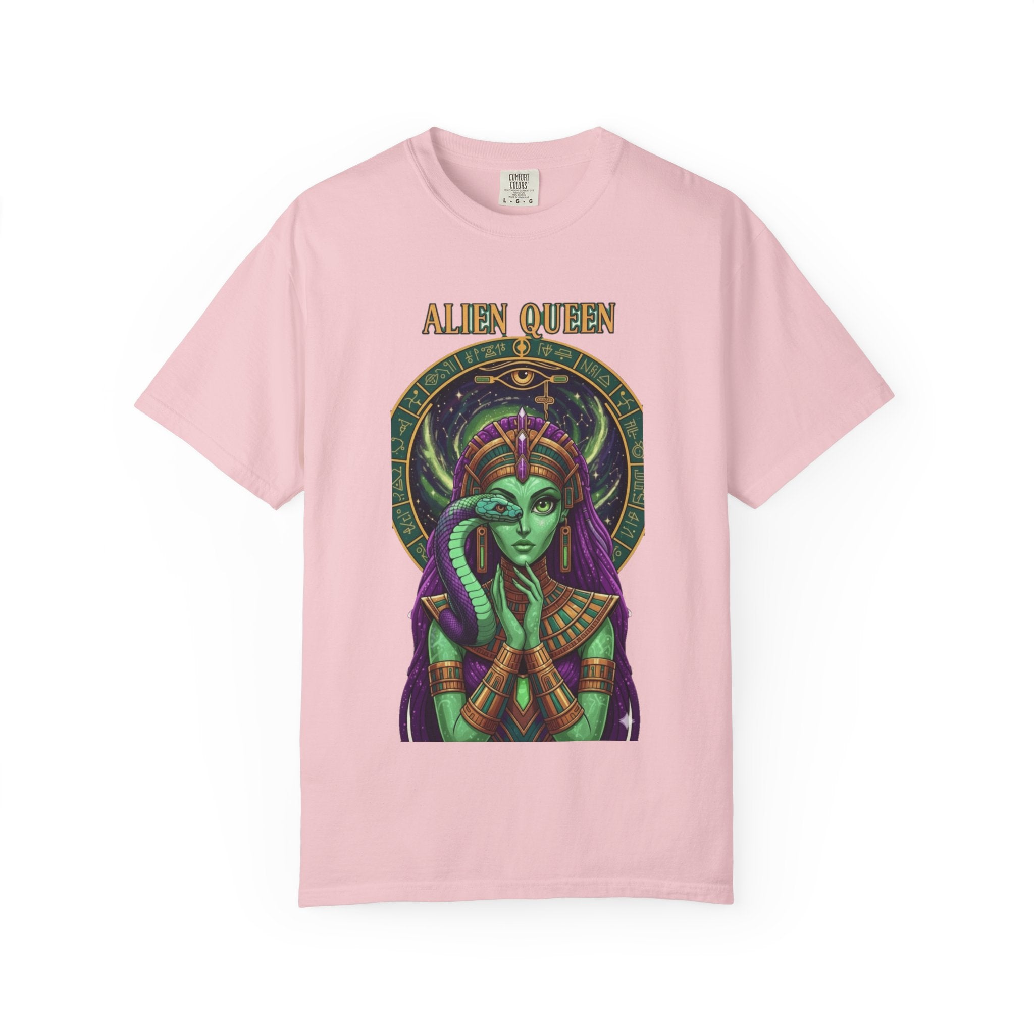 Alien Queen T-Shirt, Unisex Graphic Tee, Vintage-Style Apparel, Space-Themed Gift, Cool Casual Wear, Festival Fashion, Unique Gift Idea