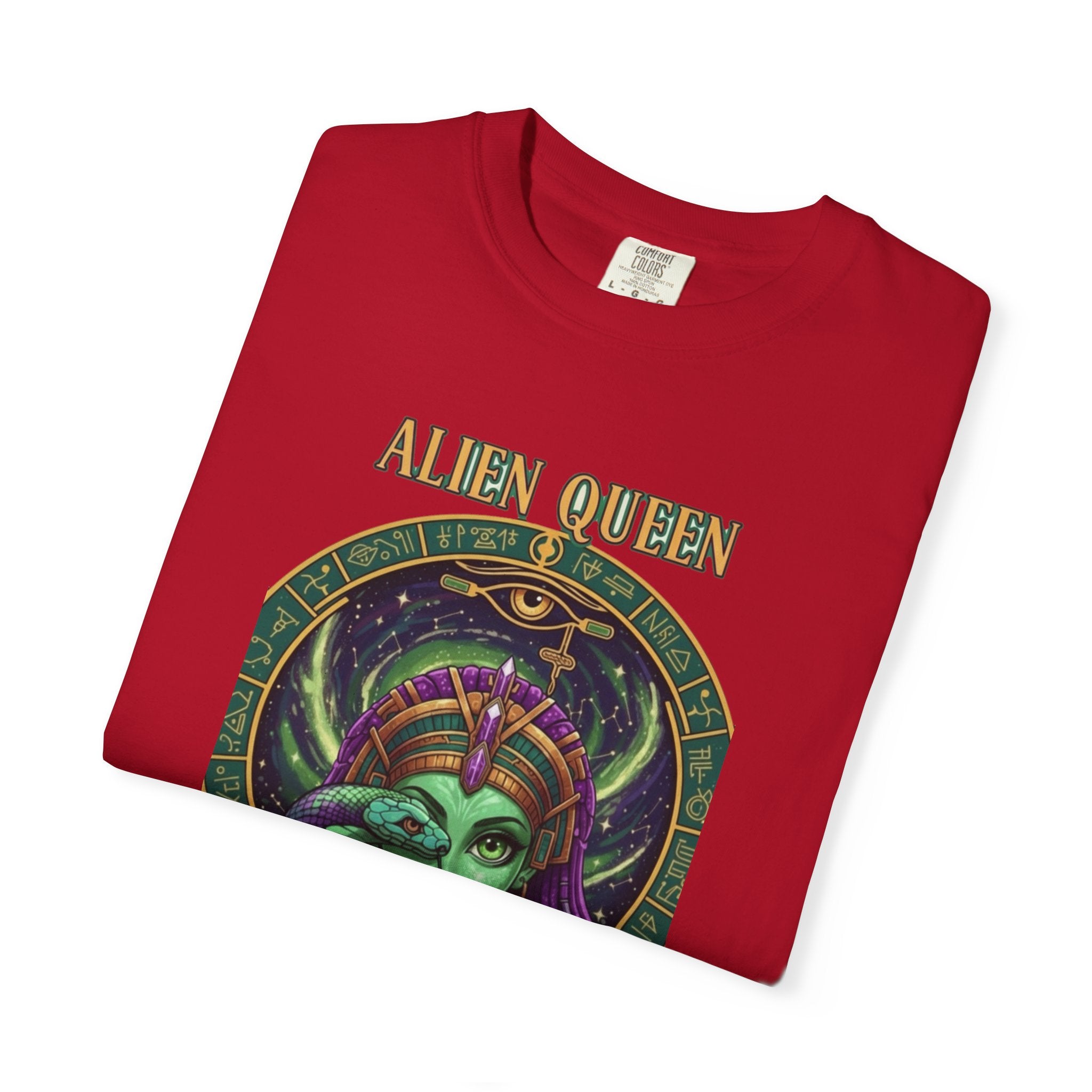 Alien Queen T-Shirt, Unisex Graphic Tee, Vintage-Style Apparel, Space-Themed Gift, Cool Casual Wear, Festival Fashion, Unique Gift Idea