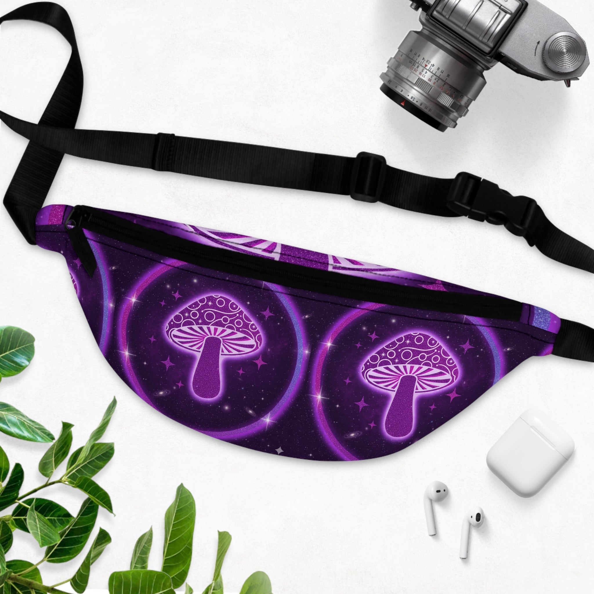 Psychedelic Mushroom Fanny Pack | Perfect for Festivals, Travel, Hiking, Outdoor Adventures, Unique Gift