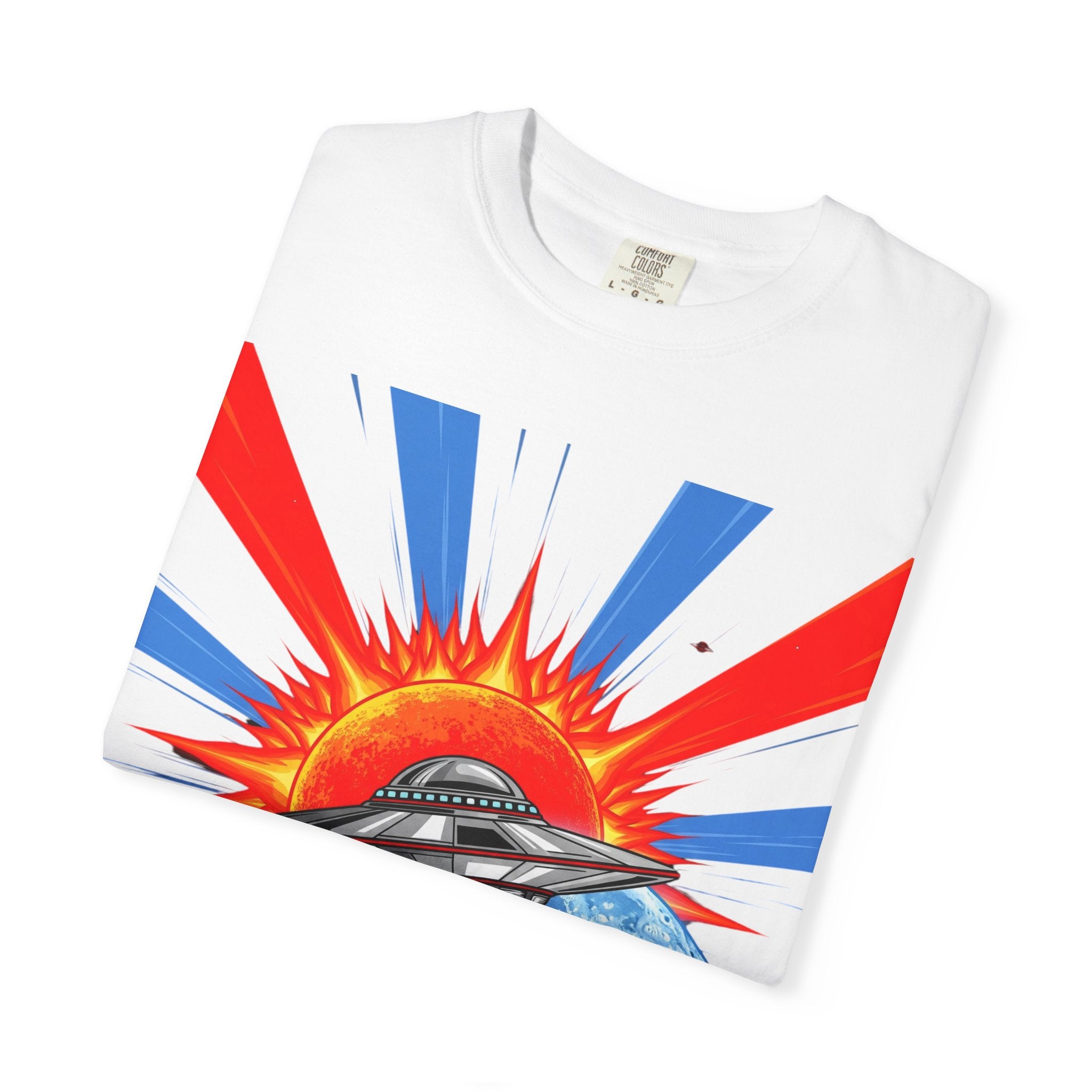 Retro Space Graphic T-shirt - Unisex Cartoon UFO Tee, Gift for Sci-fi Lovers, Casual Wear, Vintage Style, Summer Outfit