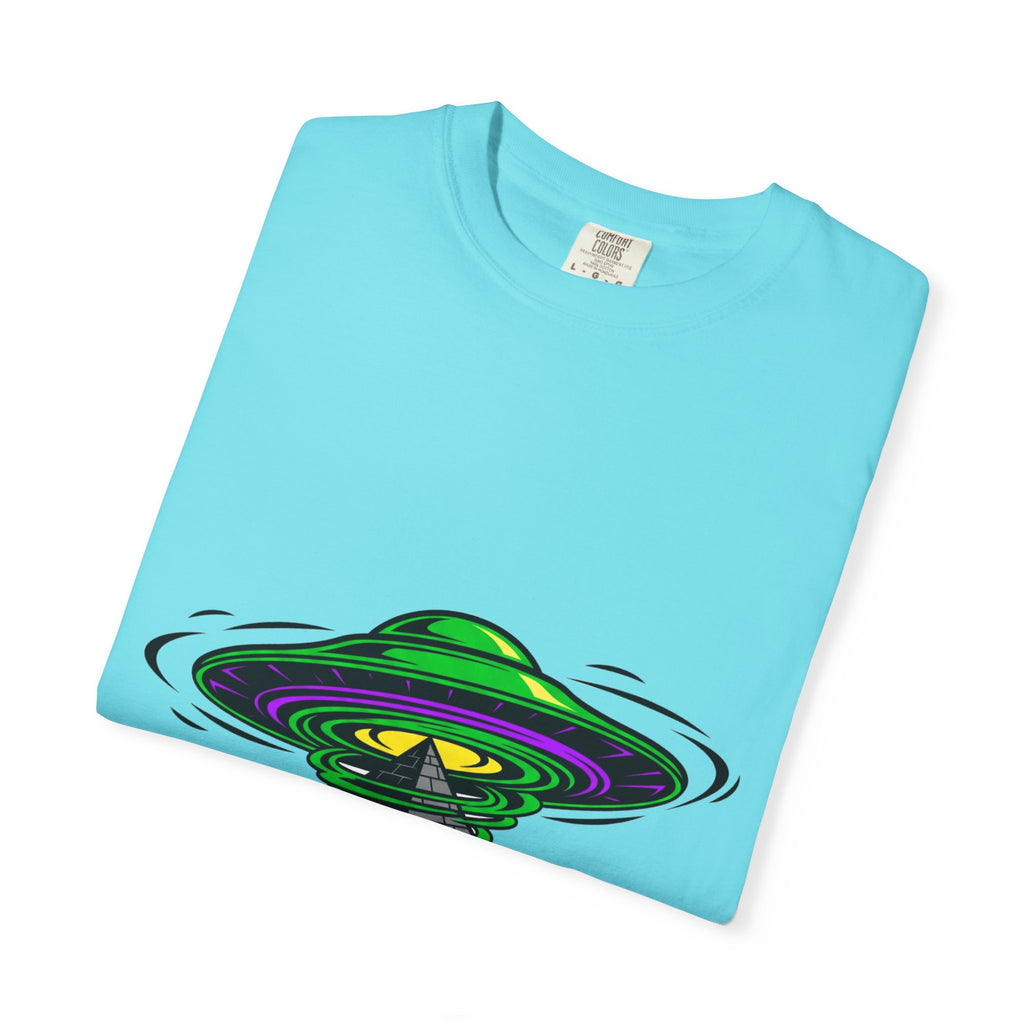 Alien Graphic T-Shirt, Cosmic Tee, Unisex Casual Wear, Perfect for Festivals, Gifts for Sci-Fi Fans, Unique Art Tee