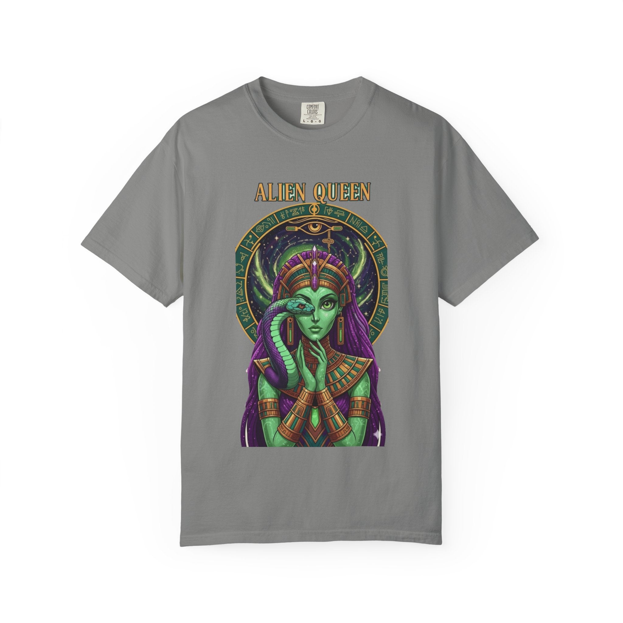 Alien Queen T-Shirt, Unisex Graphic Tee, Vintage-Style Apparel, Space-Themed Gift, Cool Casual Wear, Festival Fashion, Unique Gift Idea