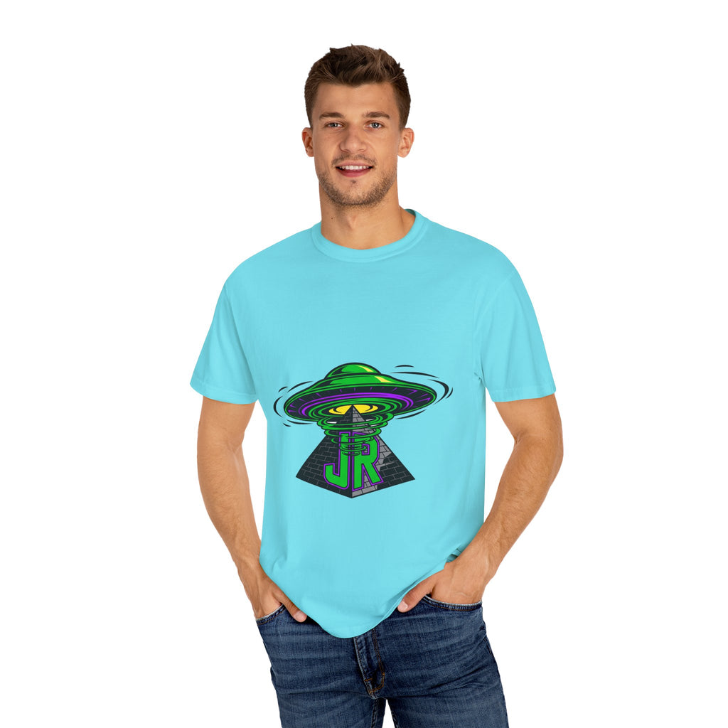 Alien Graphic T-Shirt, Cosmic Tee, Unisex Casual Wear, Perfect for Festivals, Gifts for Sci-Fi Fans, Unique Art Tee