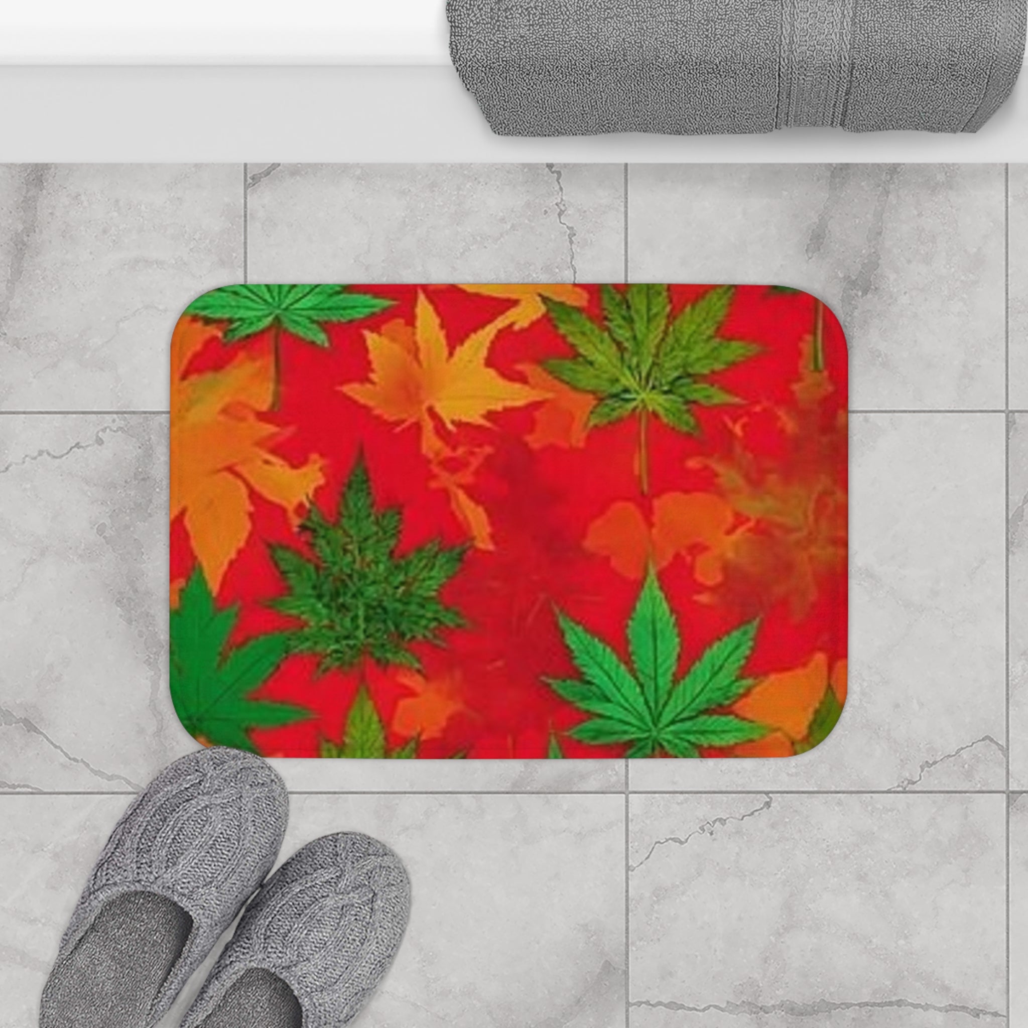 Vibrant Autumn Leaves Bath Mat, Cozy Bathroom Decor, Fall Themed Rug, Nature Inspired Gift, Leaf Pattern Home Accessory, Seasonal Mat