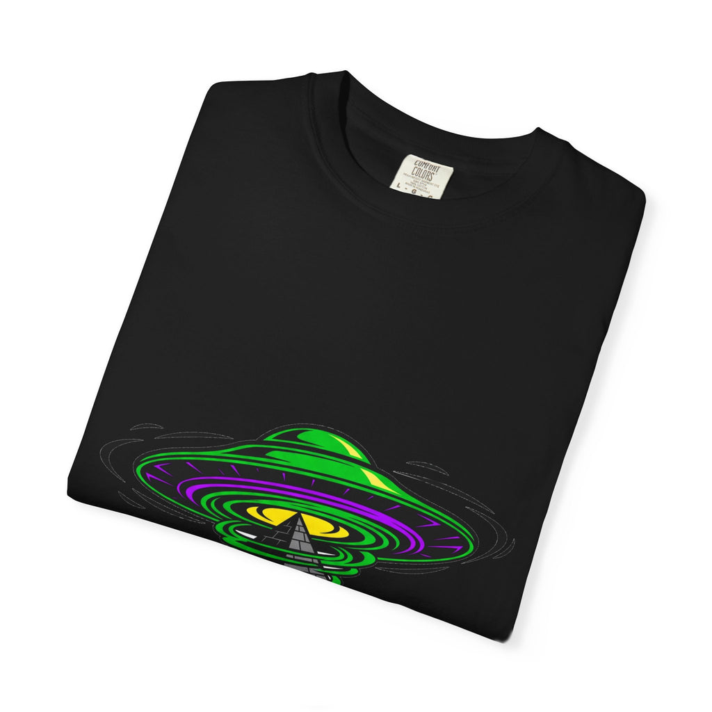 Alien Graphic T-Shirt, Cosmic Tee, Unisex Casual Wear, Perfect for Festivals, Gifts for Sci-Fi Fans, Unique Art Tee