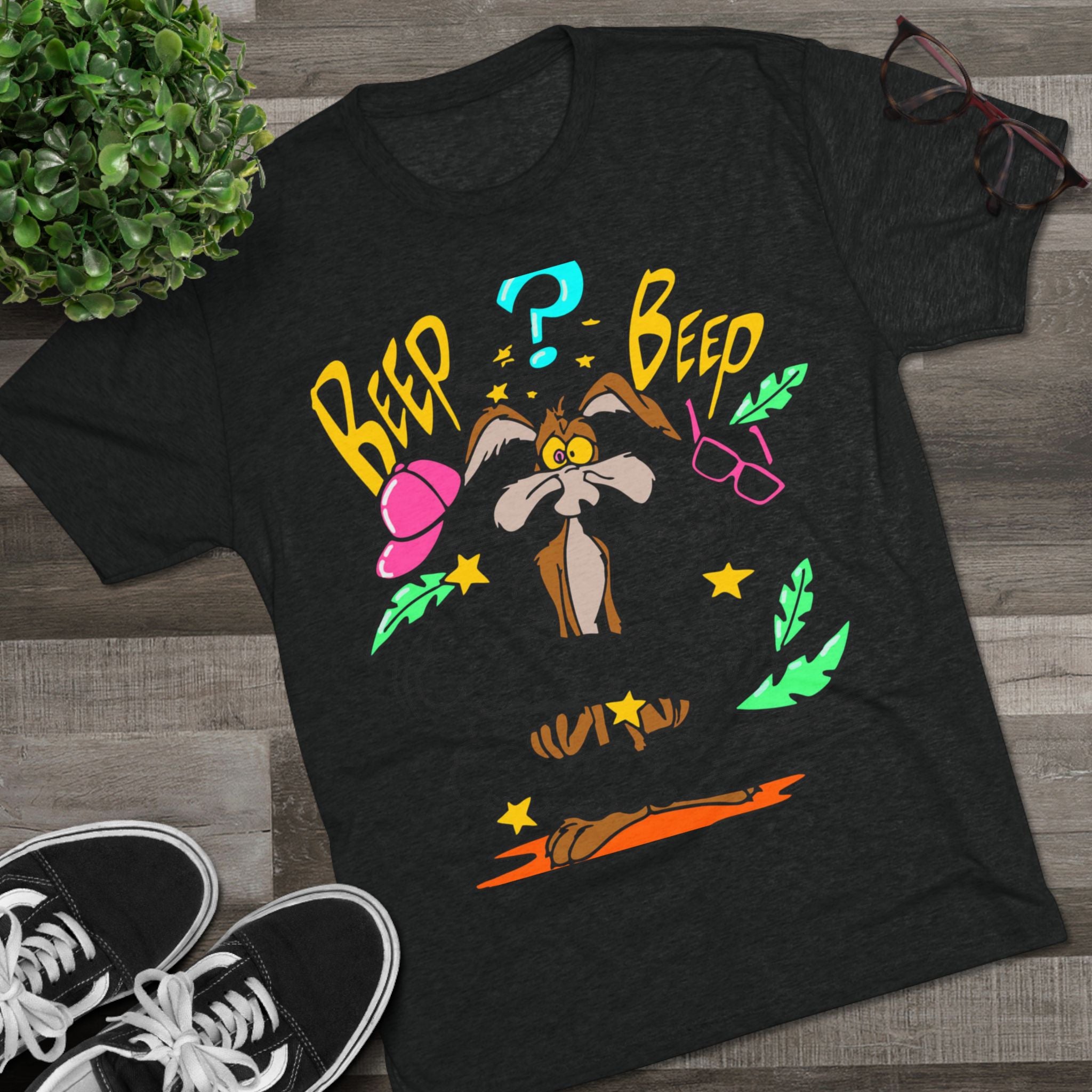 Fun Cartoon Tee, Comfy Graphic T-Shirt, Unisex Humor Shirt, Cute Animal Design Top, Gift for Animal Lovers