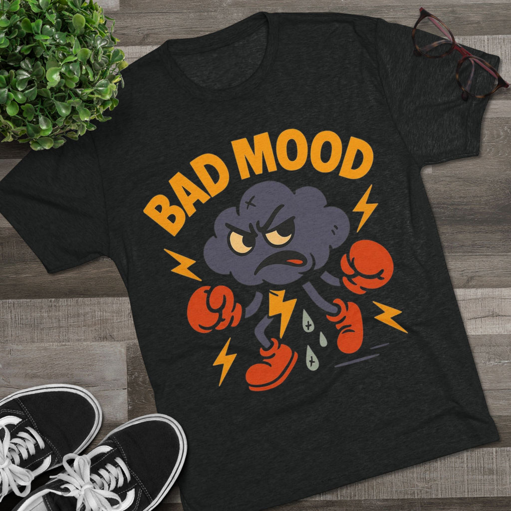 Low Battery Funny Tee, Unisex Humor Shirt, Gift for Tech Lovers, Smartphone Lovers T-Shirt, Geeky Casual Wear