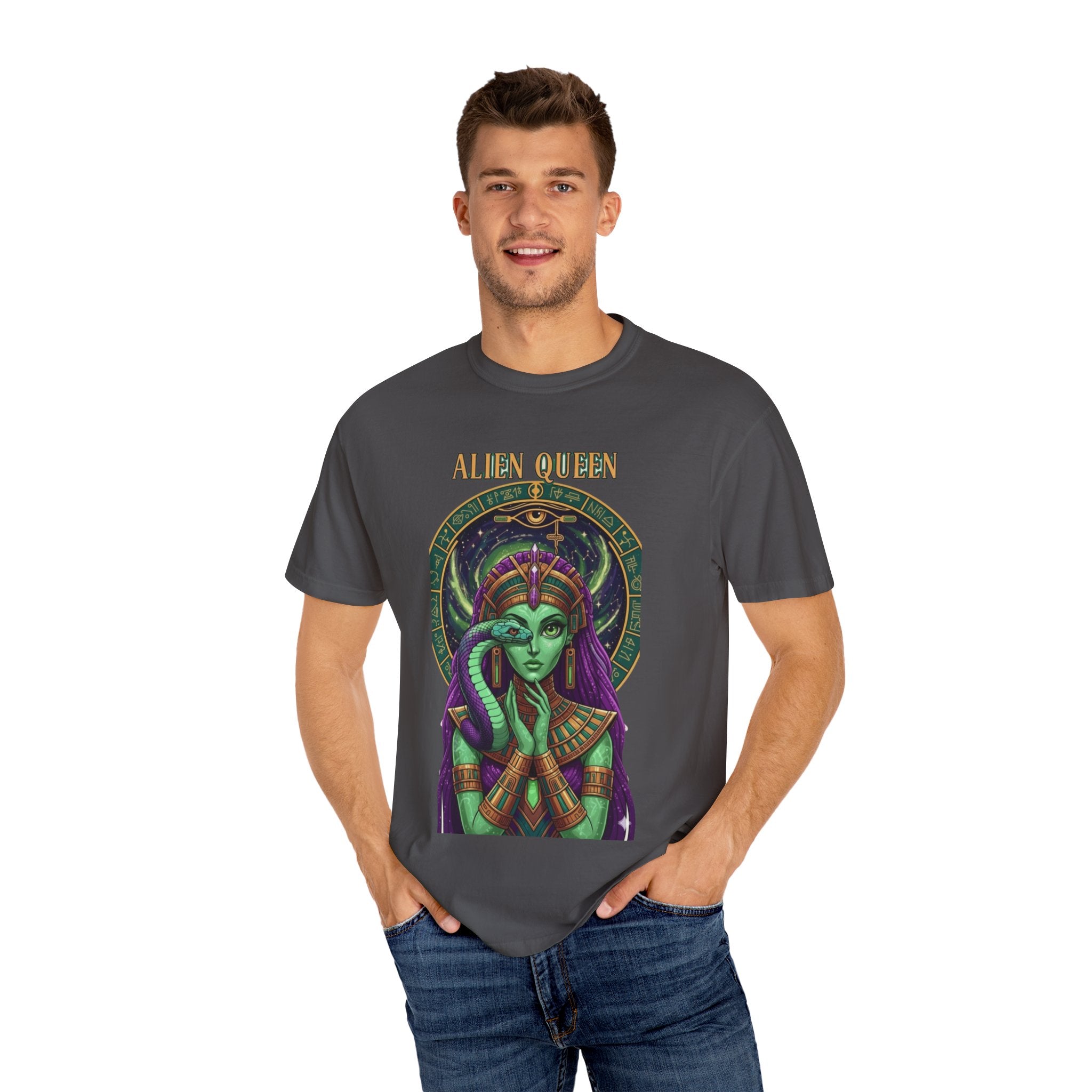 Alien Queen T-Shirt, Unisex Graphic Tee, Vintage-Style Apparel, Space-Themed Gift, Cool Casual Wear, Festival Fashion, Unique Gift Idea
